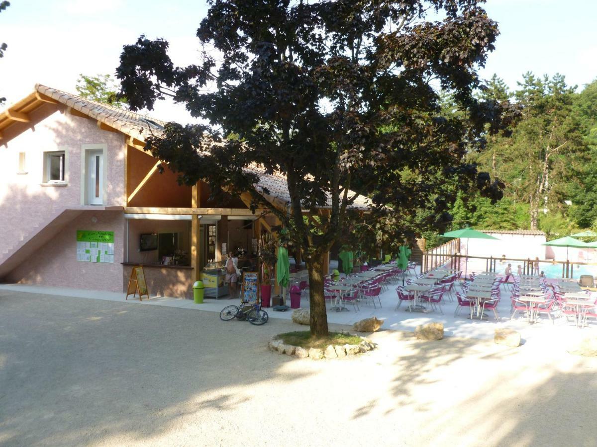 Camping Avec Piscine Et Riviere A Tournon Sur Rhone Ardeche Bagian luar foto