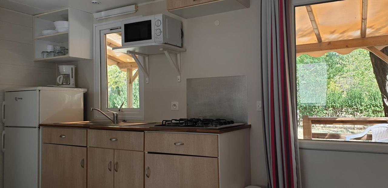 Camping Avec Piscine Et Riviere A Tournon Sur Rhone Ardeche Bagian luar foto